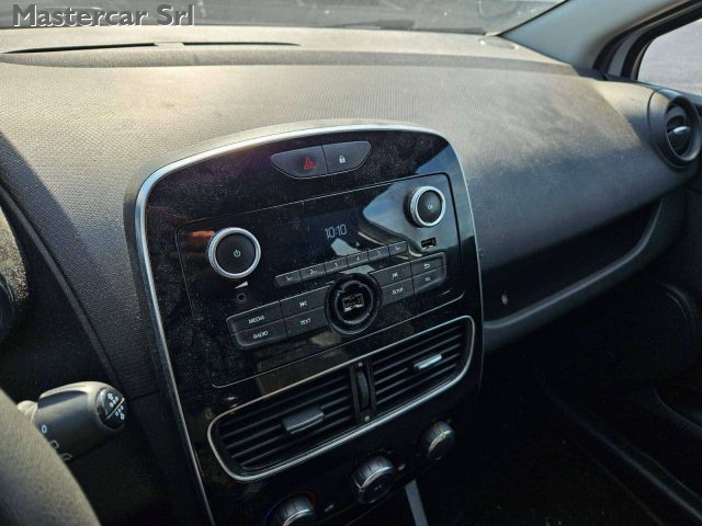 RENAULT Clio usata, con MP3