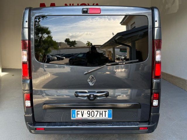 RENAULT Trafic usata 16