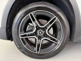 MERCEDES-BENZ GLB 200 usata, con Chiusura centralizzata