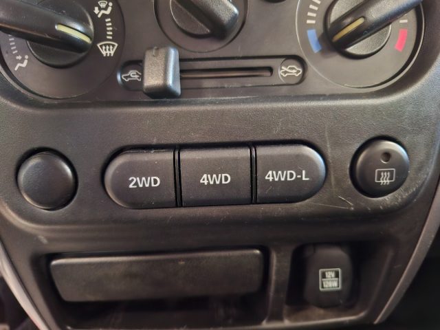 SUZUKI Jimny usata, con Sedile posteriore sdoppiato