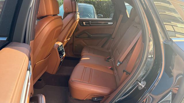 PORSCHE Cayenne usata, con Fendinebbia