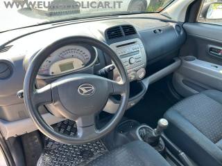 DAIHATSU Sirion usata 13