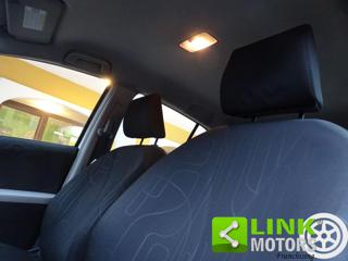 TOYOTA Yaris usata, con Sedile posteriore sdoppiato