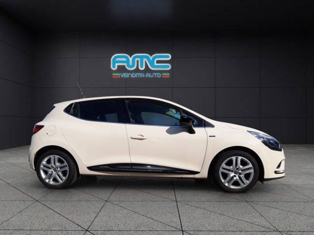 RENAULT Clio usata, con Boardcomputer