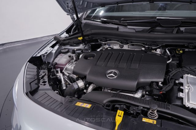 MERCEDES-BENZ GLA 200 usata 36