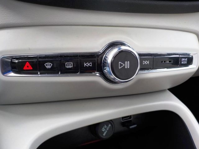 VOLVO XC40 usata, con Android Auto