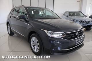 VOLKSWAGEN Tiguan usata, con Frenata d