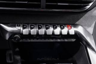 PEUGEOT 3008 usata, con Volante in pelle