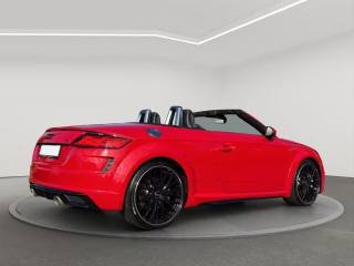 AUDI TT usata, con Autoradio