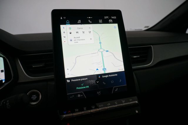 RENAULT Captur usata, con Bracciolo
