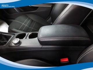 MERCEDES-BENZ GLA 200 usata, con Chiusura centralizzata