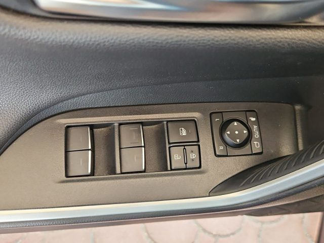 TOYOTA RAV 4 usata, con Airbag testa