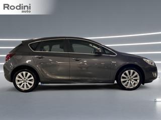 OPEL Astra usata, con Airbag laterali
