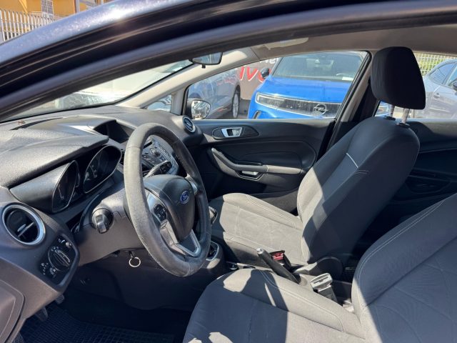FORD Fiesta usata, con Chiusura centralizzata