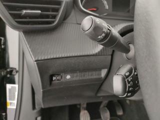 PEUGEOT 2008 usata, con Controllo automatico clima