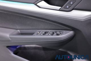 VOLKSWAGEN Golf usata, con Luci diurne