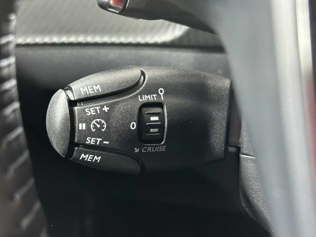 PEUGEOT 208 usata 29