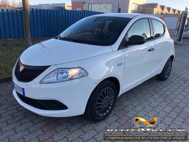 LANCIA Ypsilon usata, con ABS