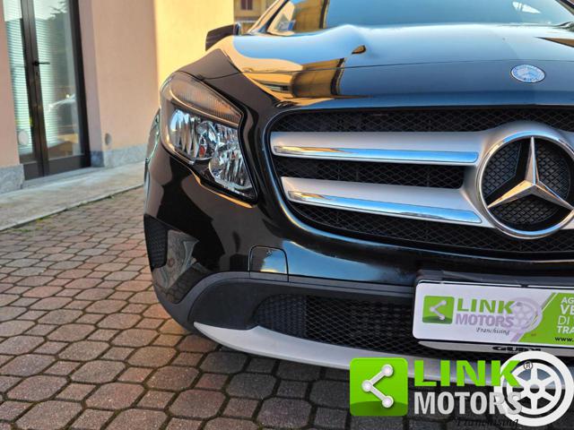 MERCEDES-BENZ GLA 200 usata, con Airbag posteriore