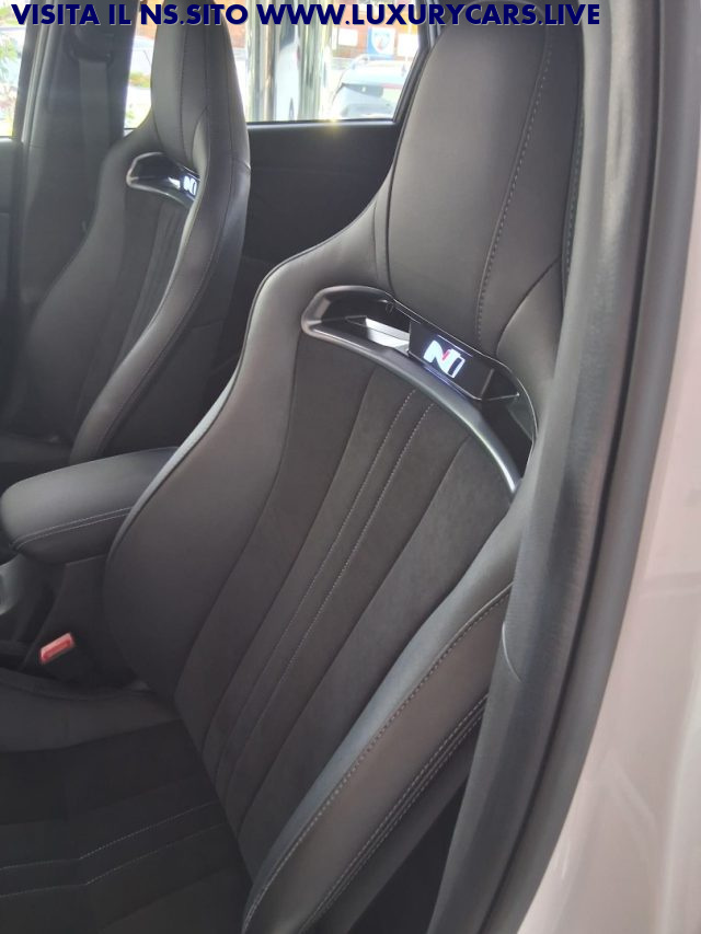 HYUNDAI i30 usata, con Bluetooth