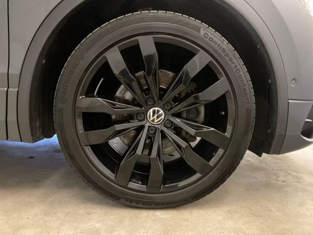 VOLKSWAGEN Tiguan usata, con Airbag laterali