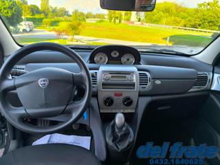 LANCIA Ypsilon usata, con Lettore CD