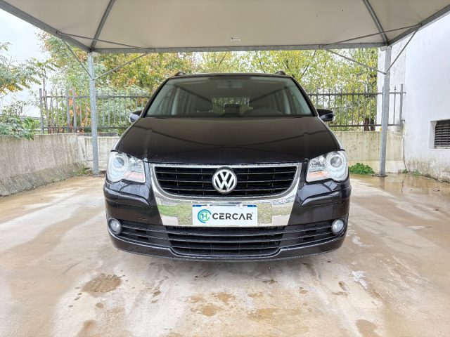 VOLKSWAGEN Touran usata, con Airbag