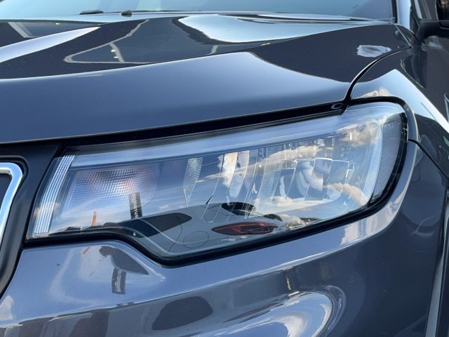 JEEP Compass usata, con Autoradio digitale