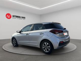 HYUNDAI i20 usata, con Airbag laterali