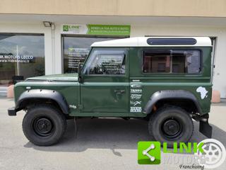 LAND ROVER Defender usata, con USB
