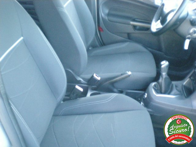 FORD Fiesta usata, con Fendinebbia