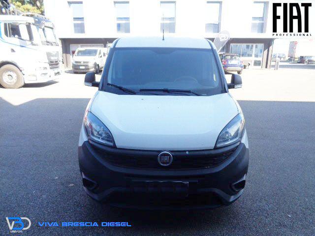 FIAT Doblo usata, con Airbag
