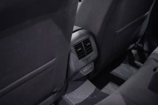 VOLKSWAGEN T-Roc usata, con Telecamera per parcheggio assistito