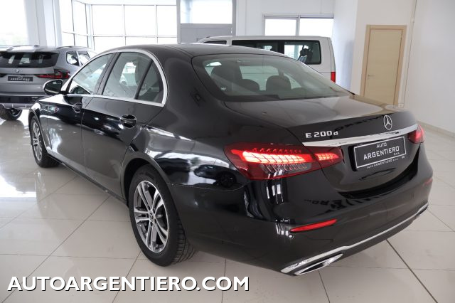 MERCEDES-BENZ E 200 usata, con Airbag Passeggero