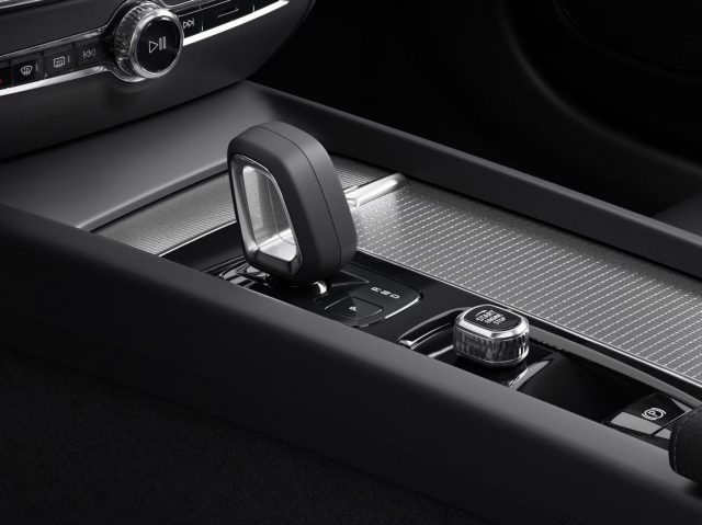 VOLVO V60 usata, con Controllo automatico clima