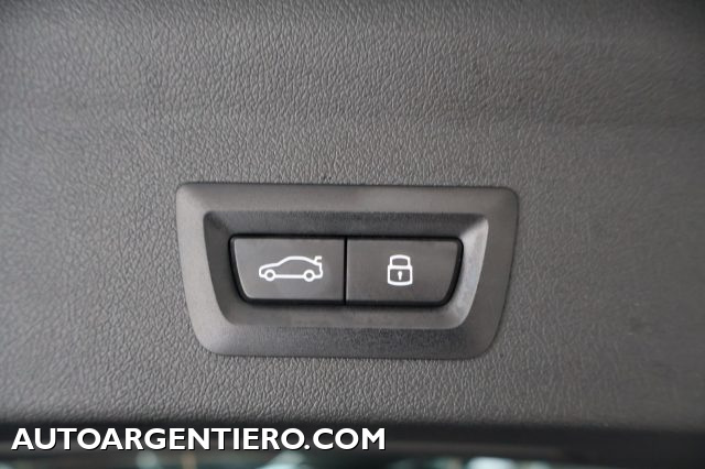 BMW 118 usata, con Luce d