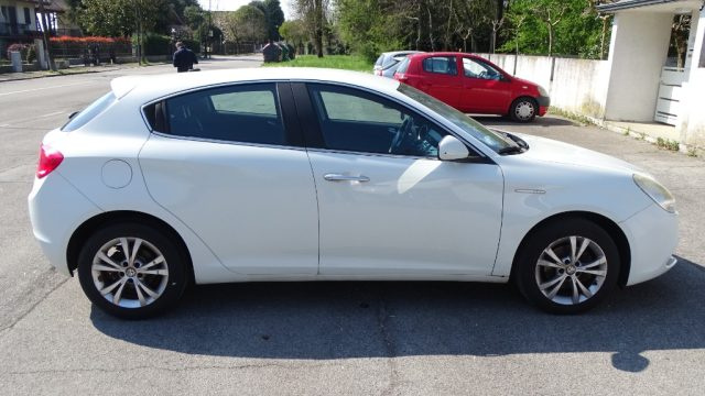 ALFA ROMEO Giulietta usata, con Chiusura centralizzata