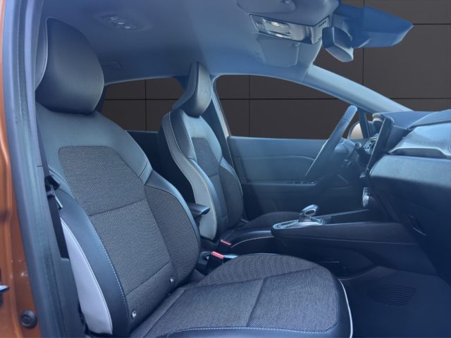 RENAULT Captur usata, con Autoradio digitale