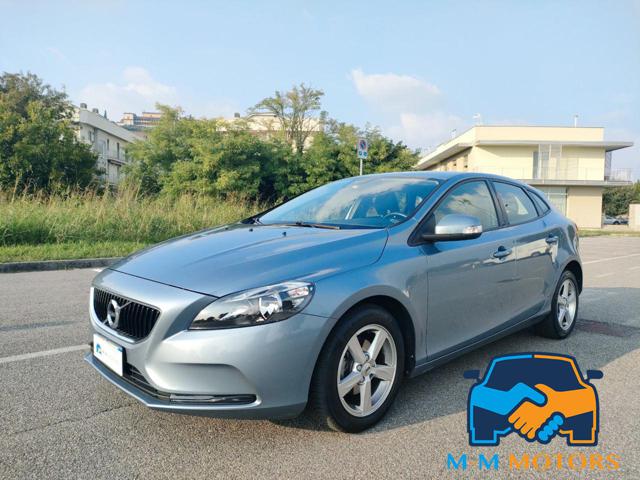VOLVO V40 usata, con Airbag