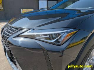 LEXUS UX 250h usata, con Controllo automatico clima