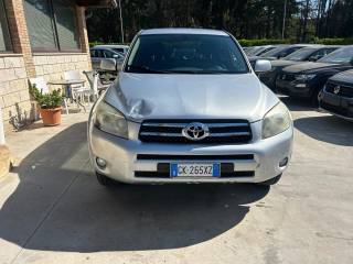 TOYOTA RAV 4 usata, con Airbag