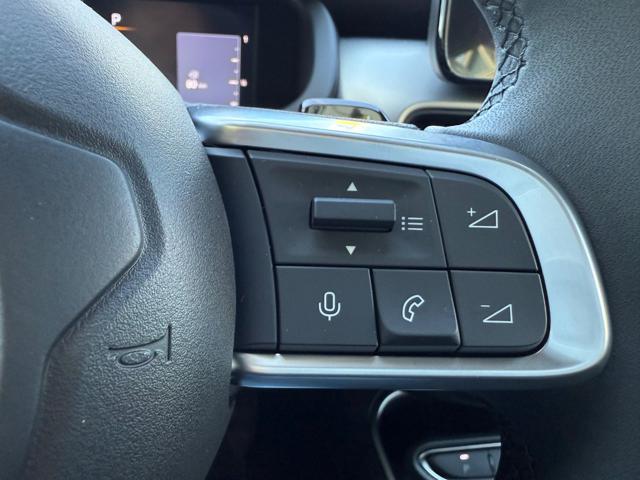 JEEP Avenger usata, con Autoradio digitale