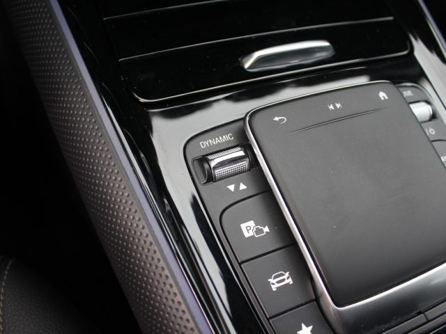 MERCEDES-BENZ B 250 usata, con Isofix