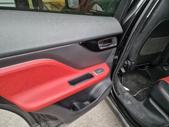 JAGUAR F-Pace usata, con Interni in pelle