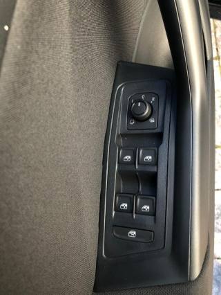 VOLKSWAGEN T-Roc usata, con Sedile posteriore sdoppiato