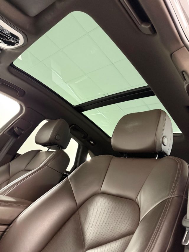PORSCHE Macan usata, con Controllo automatico clima