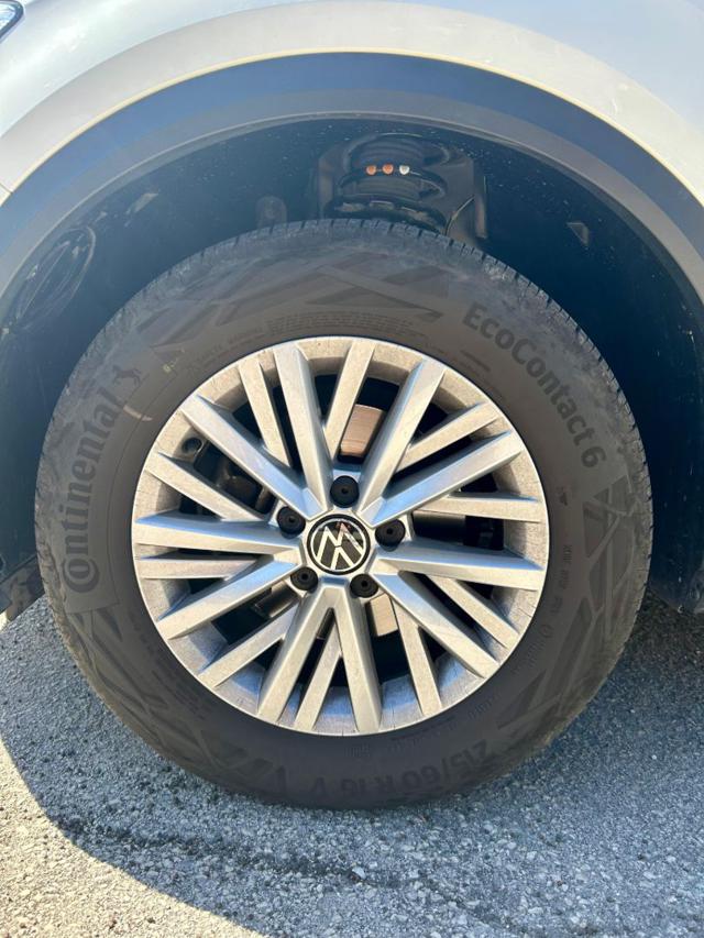 VOLKSWAGEN T-Roc usata 25