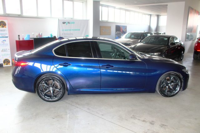 ALFA ROMEO Giulia usata, con Autoradio