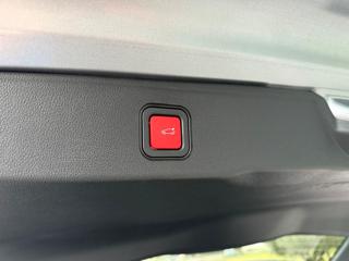 JEEP Avenger usata, con Portellone posteriore elettrico