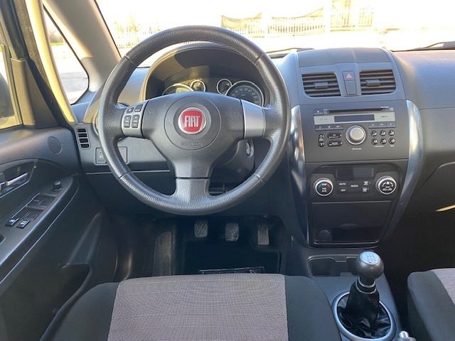 FIAT Sedici usata, con Autoradio